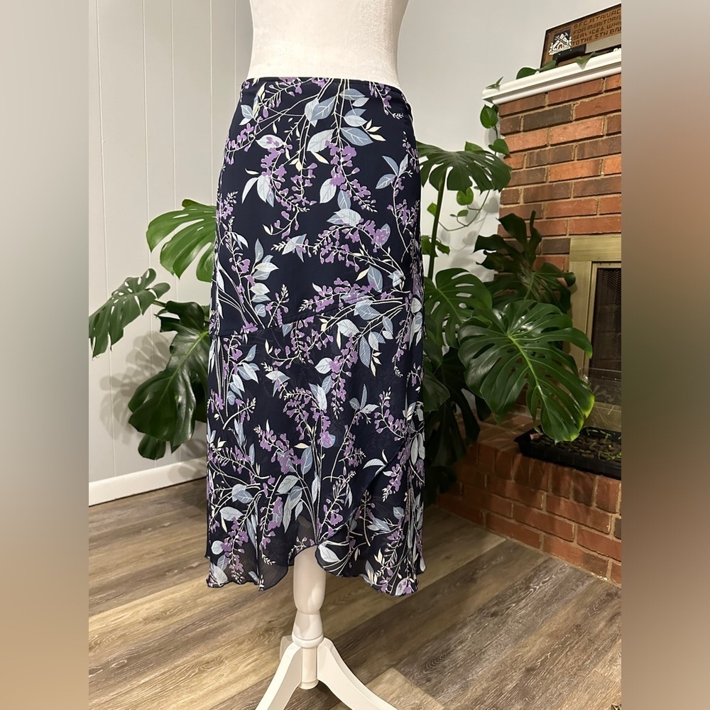 🛍️ Jaclyn Smith wrap style skirt size 12